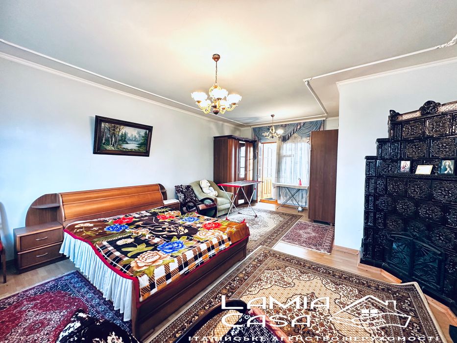 Продаж двох будинків в Годилові. 5 хв від Героів Майдану