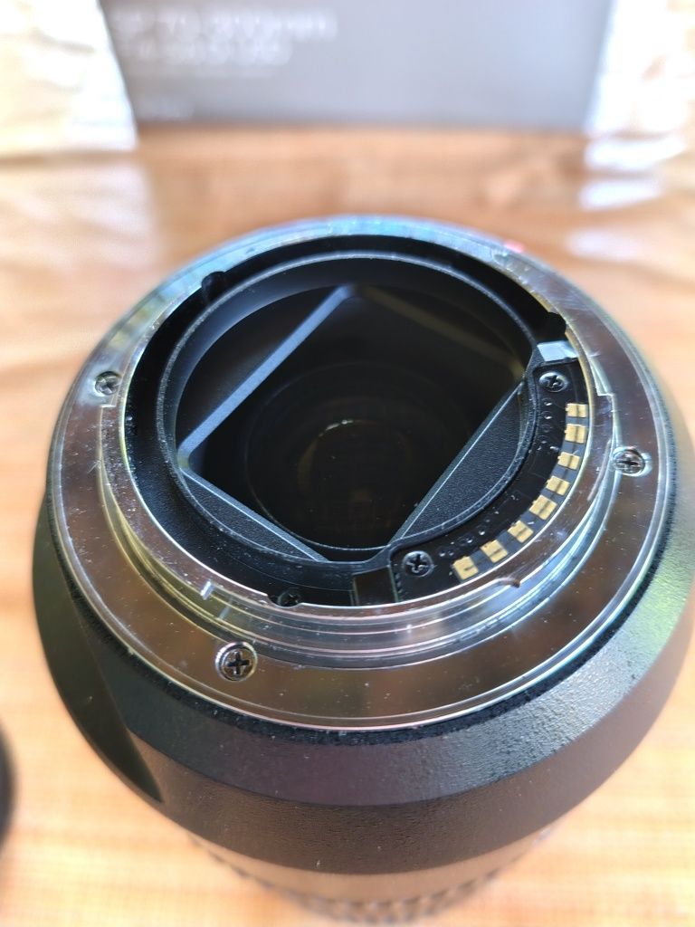 Tamron 70-300mm SP  F 4-5,6Di USD do SonyA