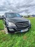 Karoseria Mercedes ML W164 Lift LCI Czarny C197 LED Maska Zderzak Wysy