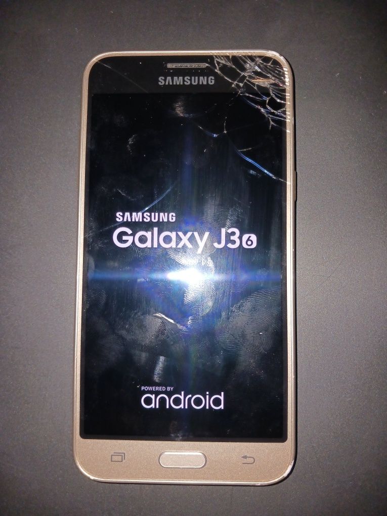 Samsung J3 2016 - ecrã partido