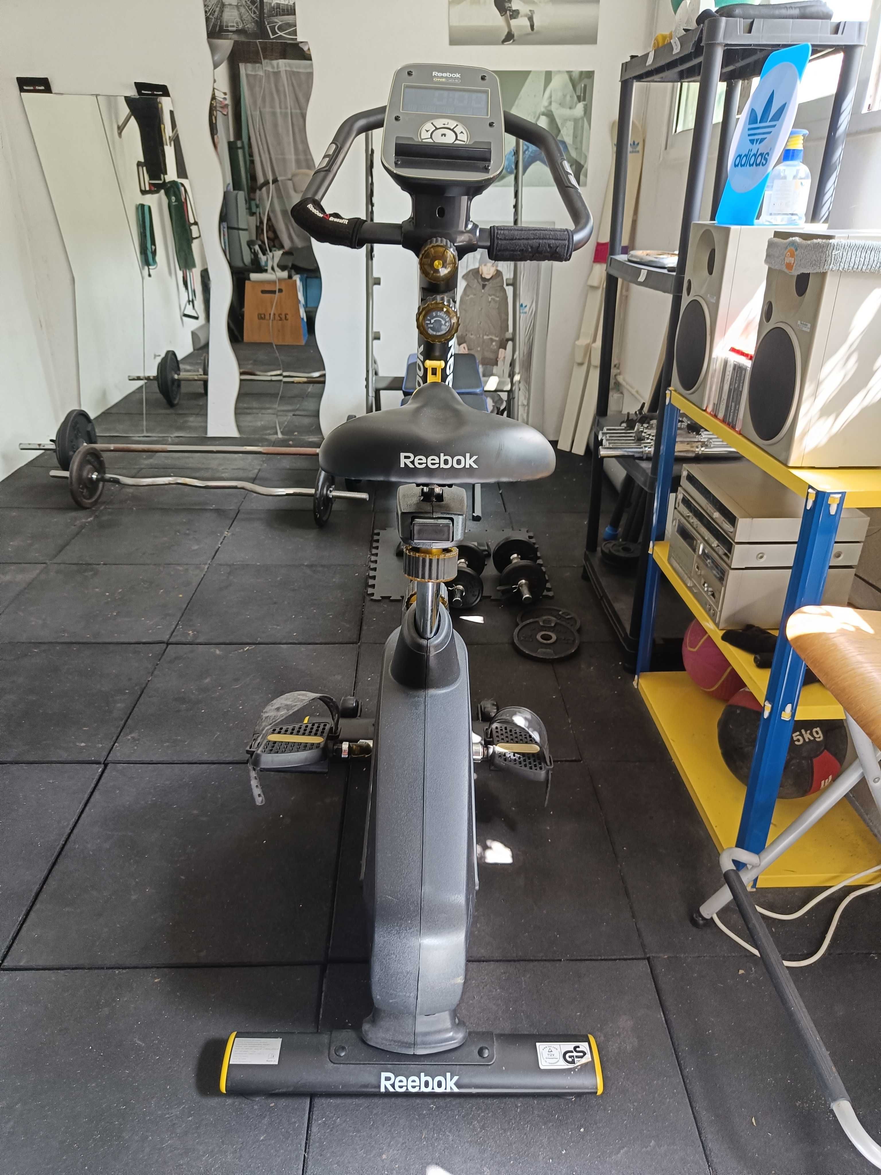 Bicicleta Estática Reebok One GB40