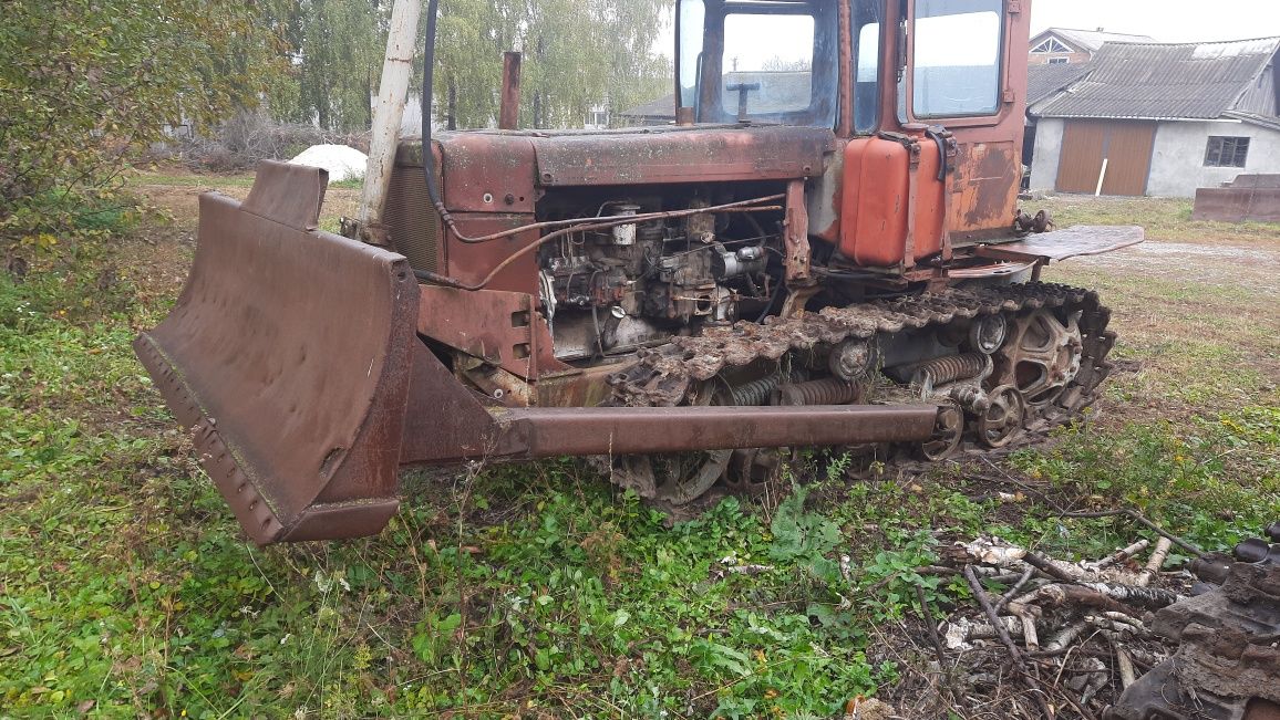Запчастини бульдозерів тракторів дт 75 т74 т150