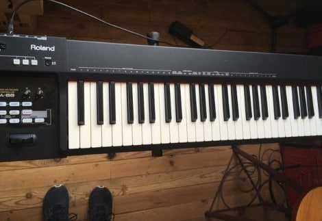 Sprzedam kontroler MIDI Roland A-88 MKII