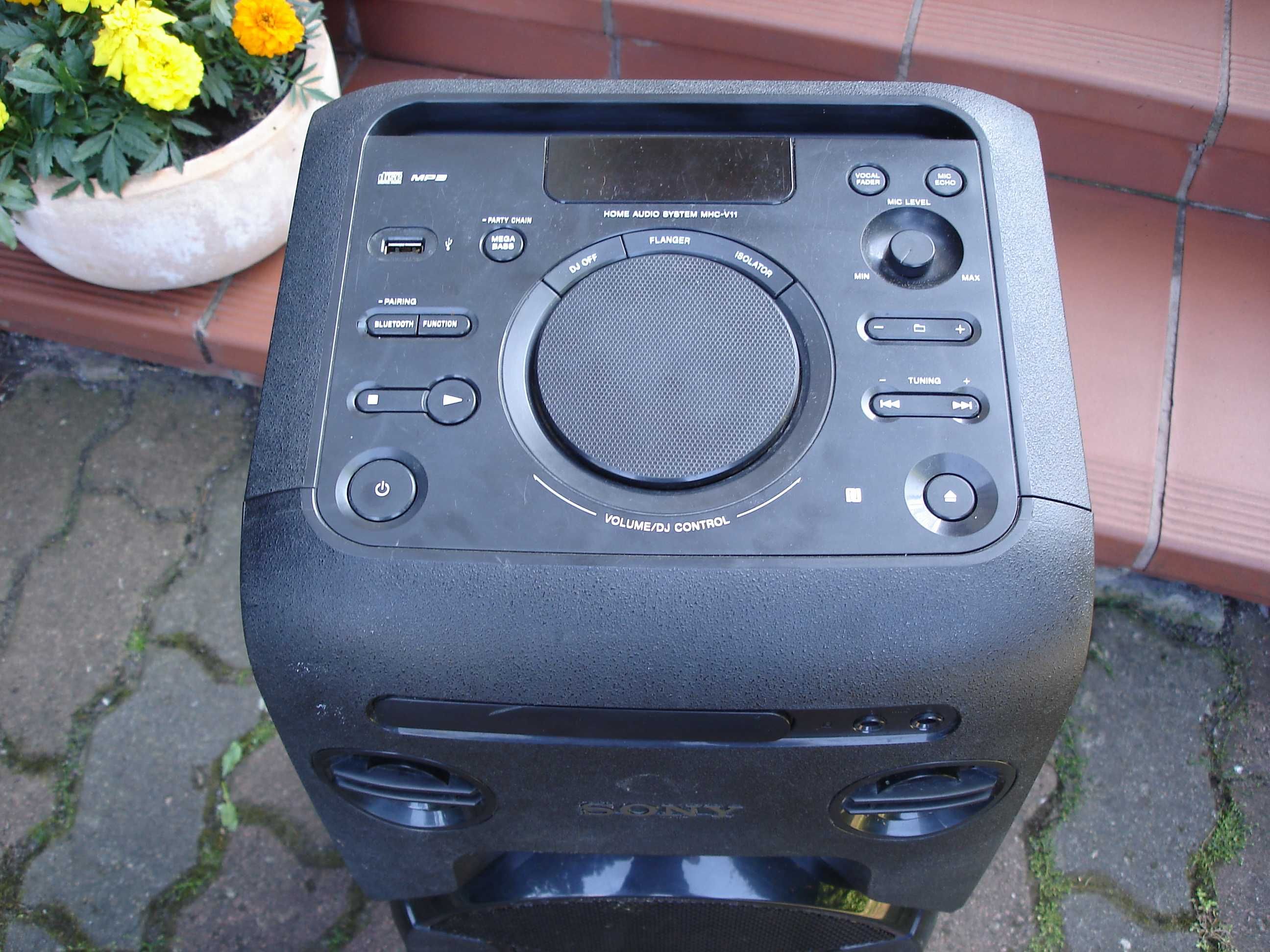 Glosnik przenosny Karaoke SONY MHC-V11 BLUETOOTH , CD , USB RADIO