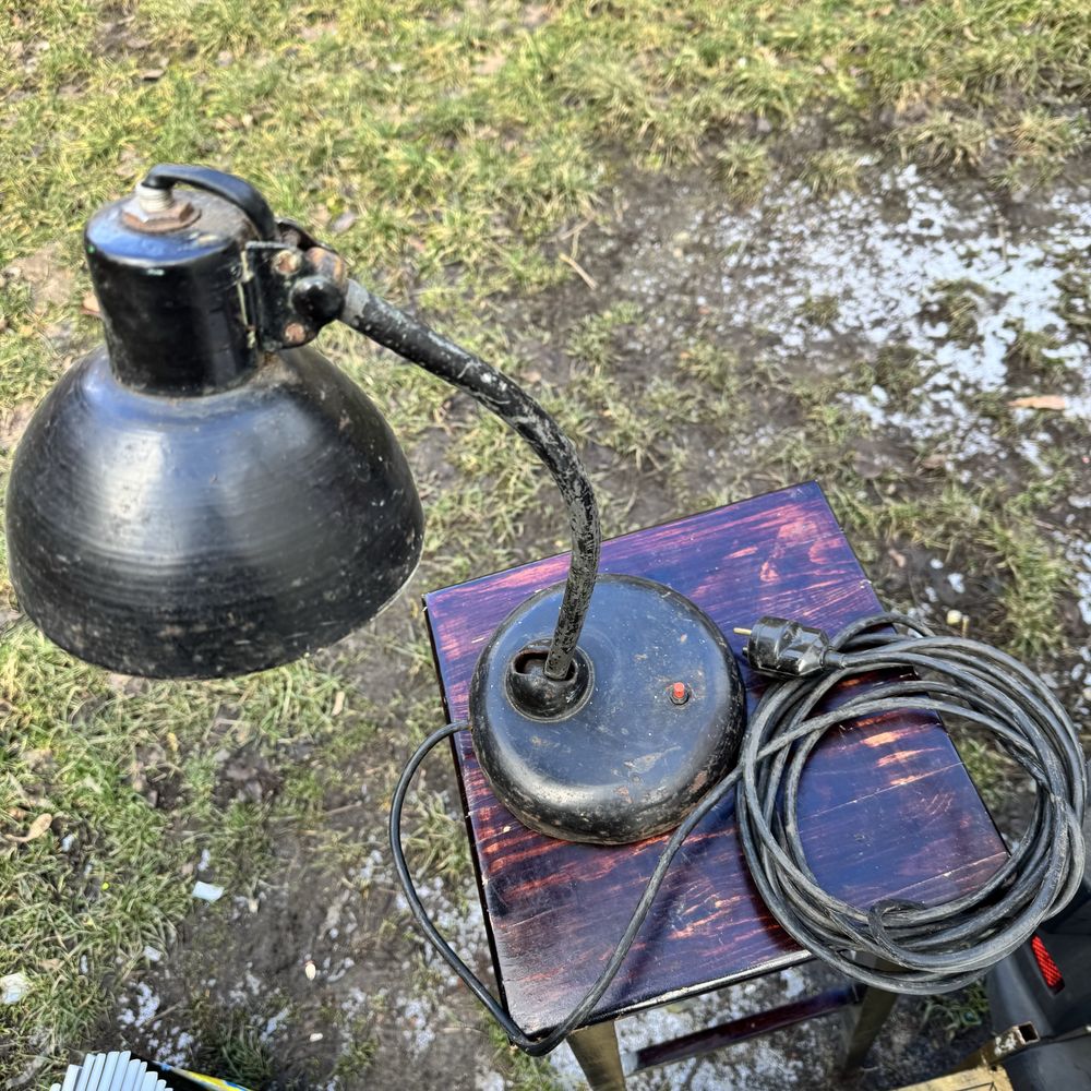 Przedwojenna lampka biurkowa bauhaus lampa warsztatowa nocna antyk