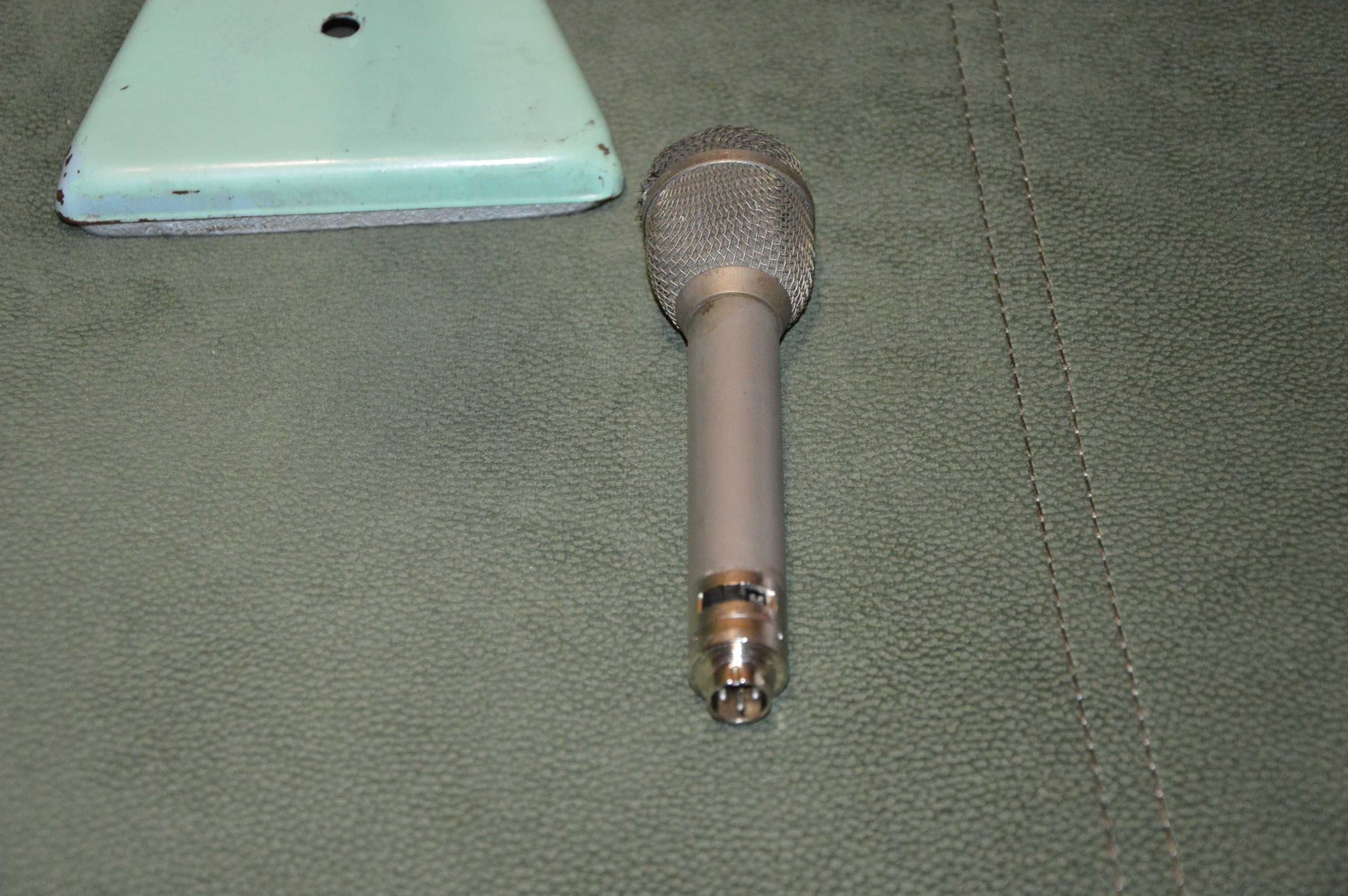 Mikrofon MDU 29 stojak