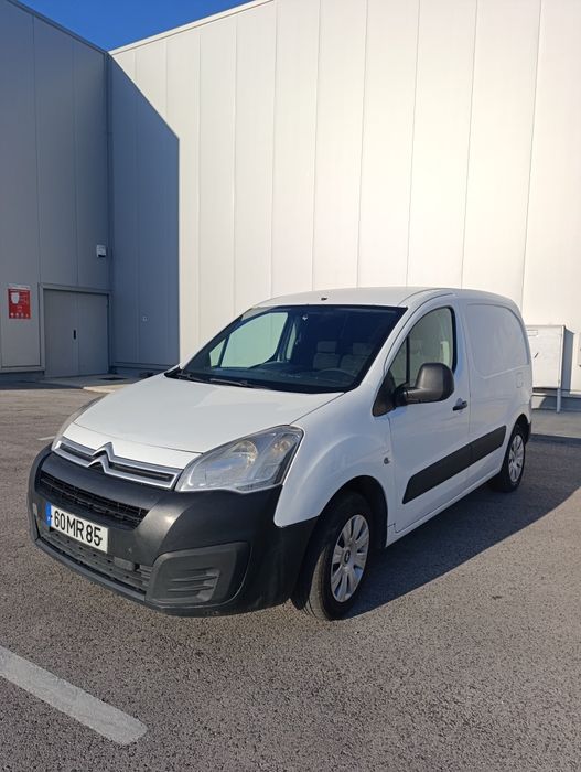 Citroen Berlingo comercial 3 lugares