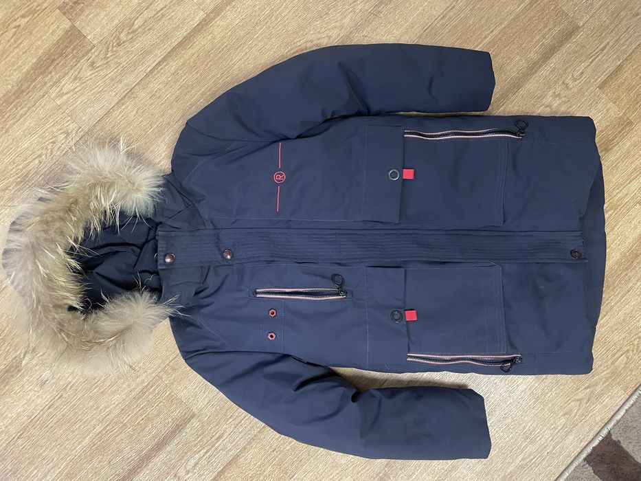 Продам зимнюю крутую парку куртку пуховик р.146-152