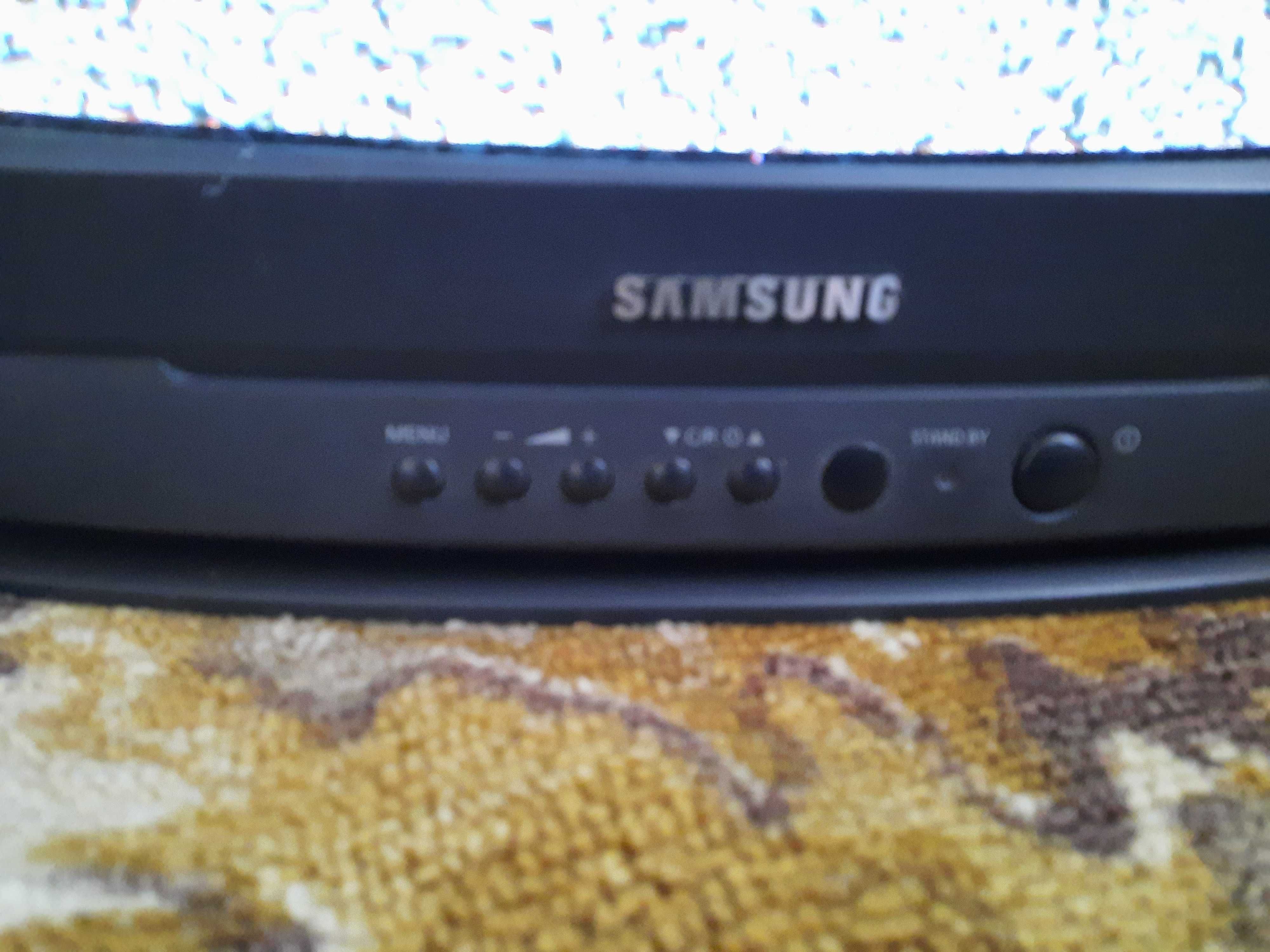 Продам телевизор samsung CS-20C8R