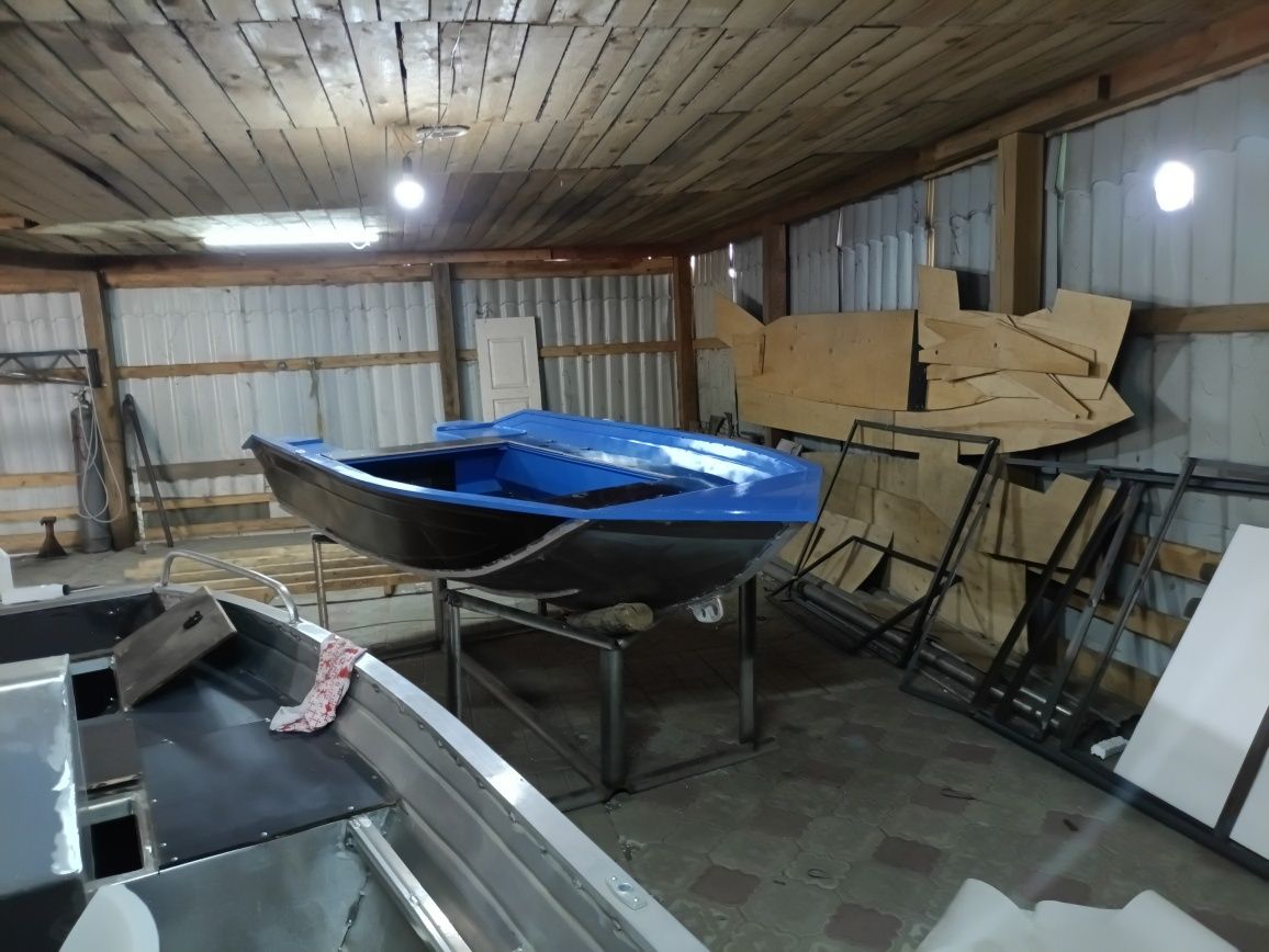 Продаж та українського  виробництво човнів