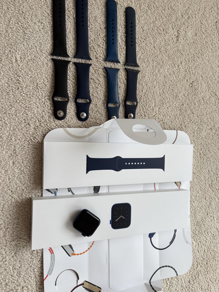 Часы APPLE WATCH series 6 40 мм