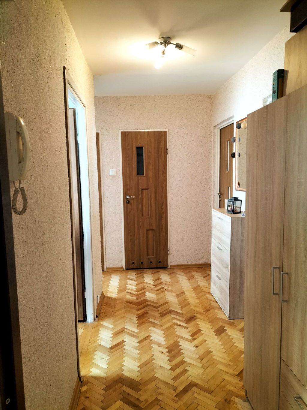 Pokój z balkonem