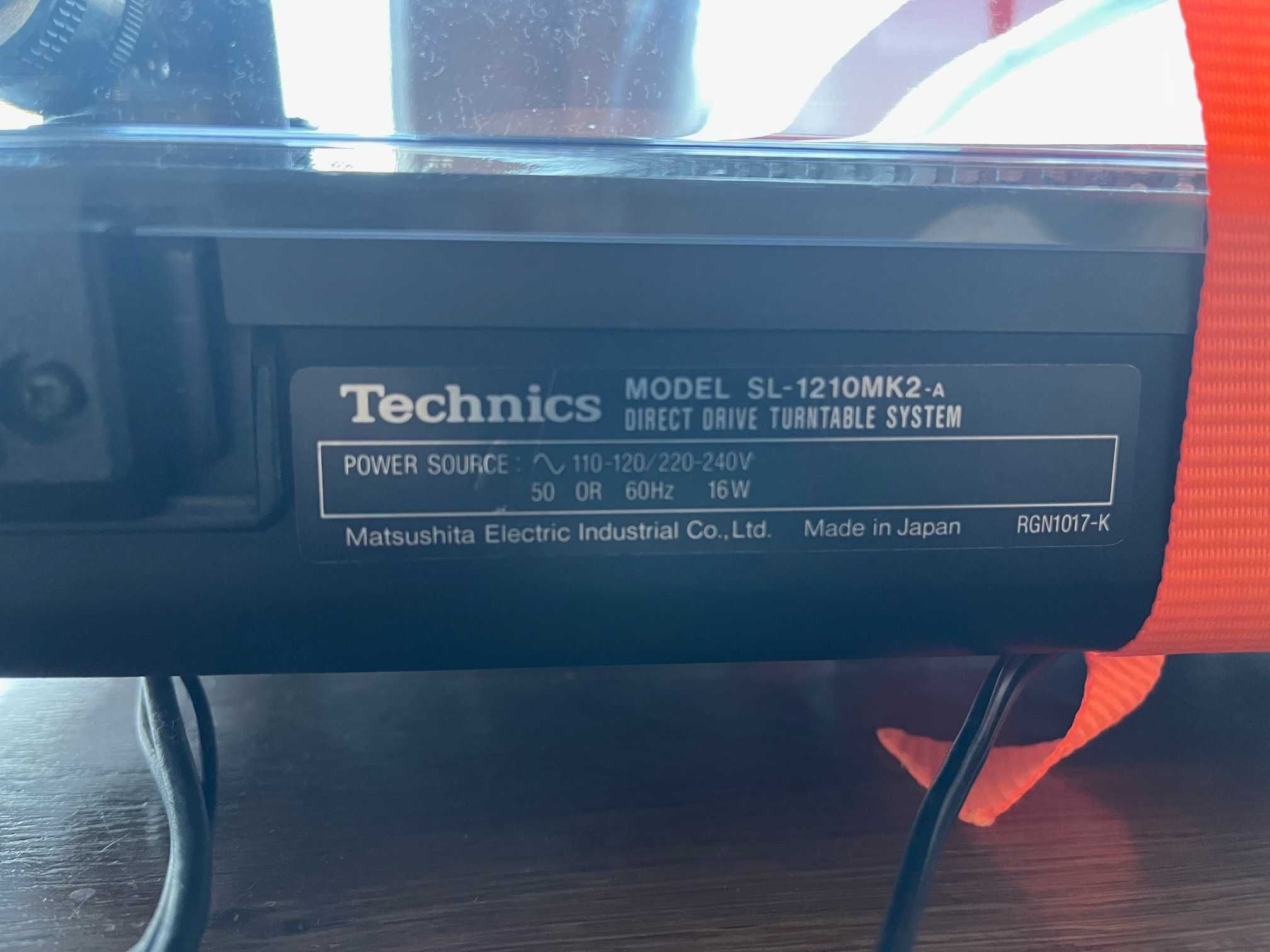 Gramofon Technics SL1210MK2 + Decksaver + ramię SL1200