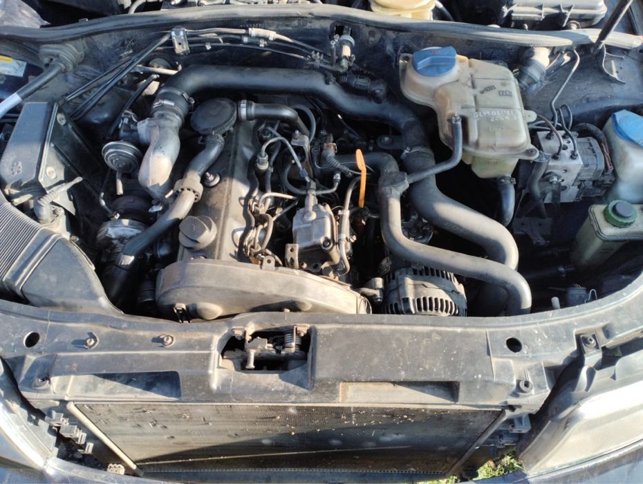 Ауді а4 1.9 на ходу в хорошому стані не розмитнена