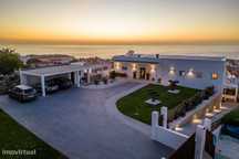 Casa T10 em Nazaré de 408,00 m2