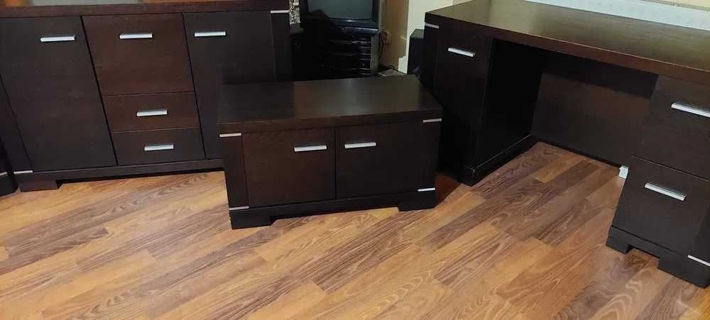 Sprzedam zestaw mebli