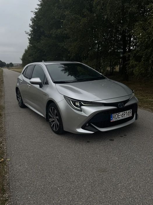 Toyota Corolla Toyota Corolla 1.8 Hybryda Comfort+Style+Tech Bezwypadkowy Salon PL