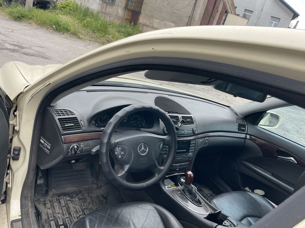 Продам Мерс w211 E220