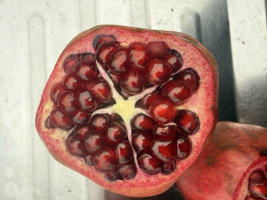 Гранатовый сок свежый с доставкой