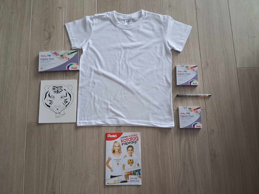 Pentel,pastele do tkanin, kreatywny zestaw z koszulą