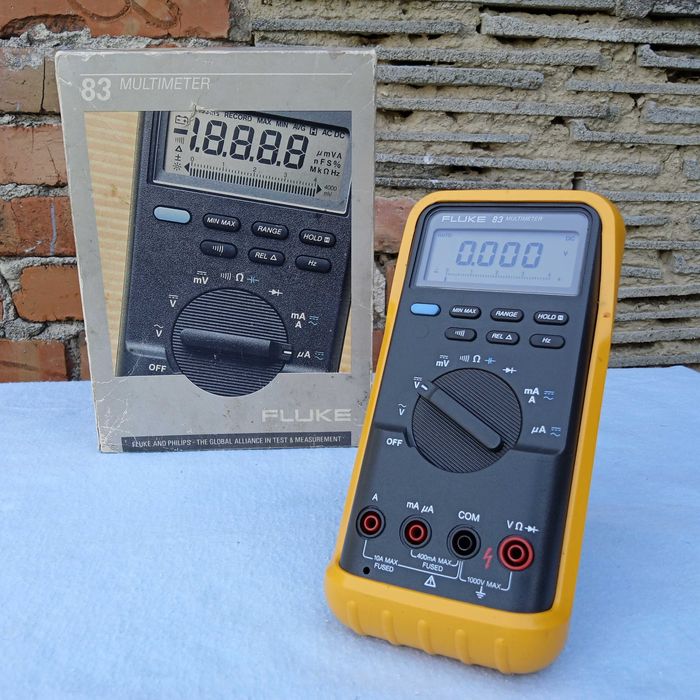 Мультиметр Fluke 83