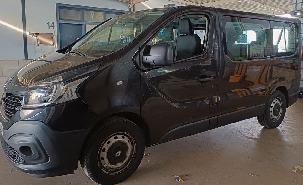 Renault Trafic 9 L