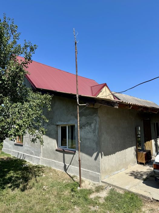 Продаж 2-х будинків та ділянки 25 соток