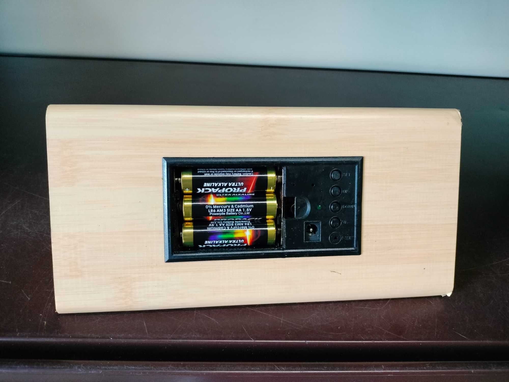 BUDZIK ZEGAR elektroniczny termometr alarm cyfrowy zegarek stojący jas