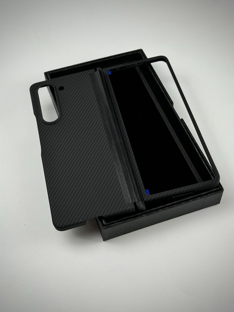 Карбоновый чехол для Samaung Galaxy Z Fold 5 + MagSafe магнит