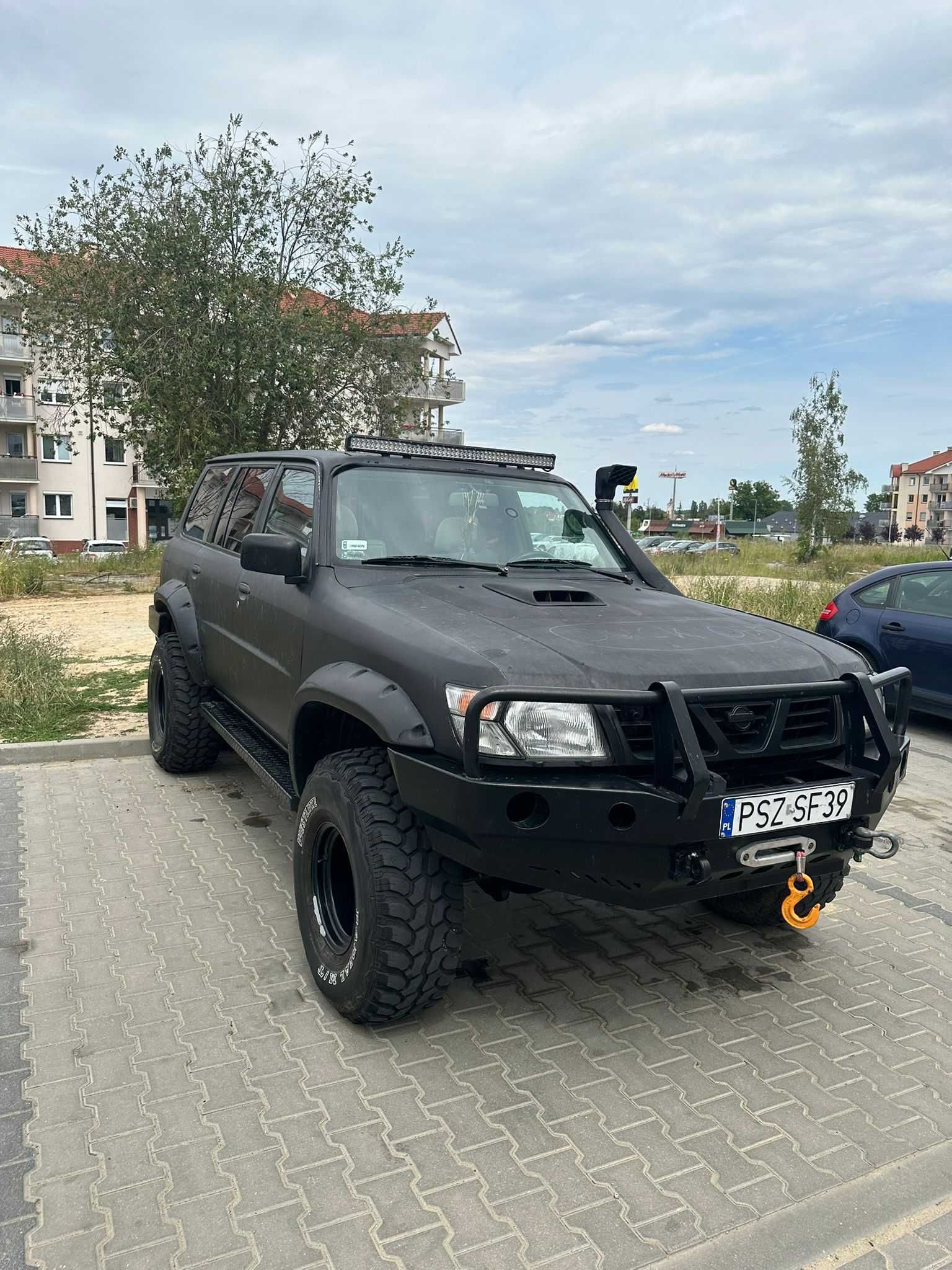 OKAZJA! Nissan Patrol 2.8 z przebiegiem 3 tys km (nowy silnik)