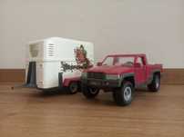 Schleich auto z przyczepą dla koni, akcesoria