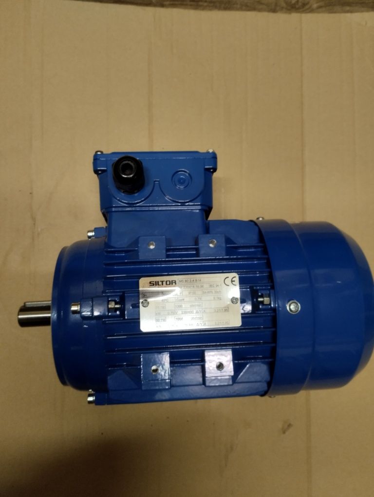 Silnik elektryczny 0.75kw 1390obr/min