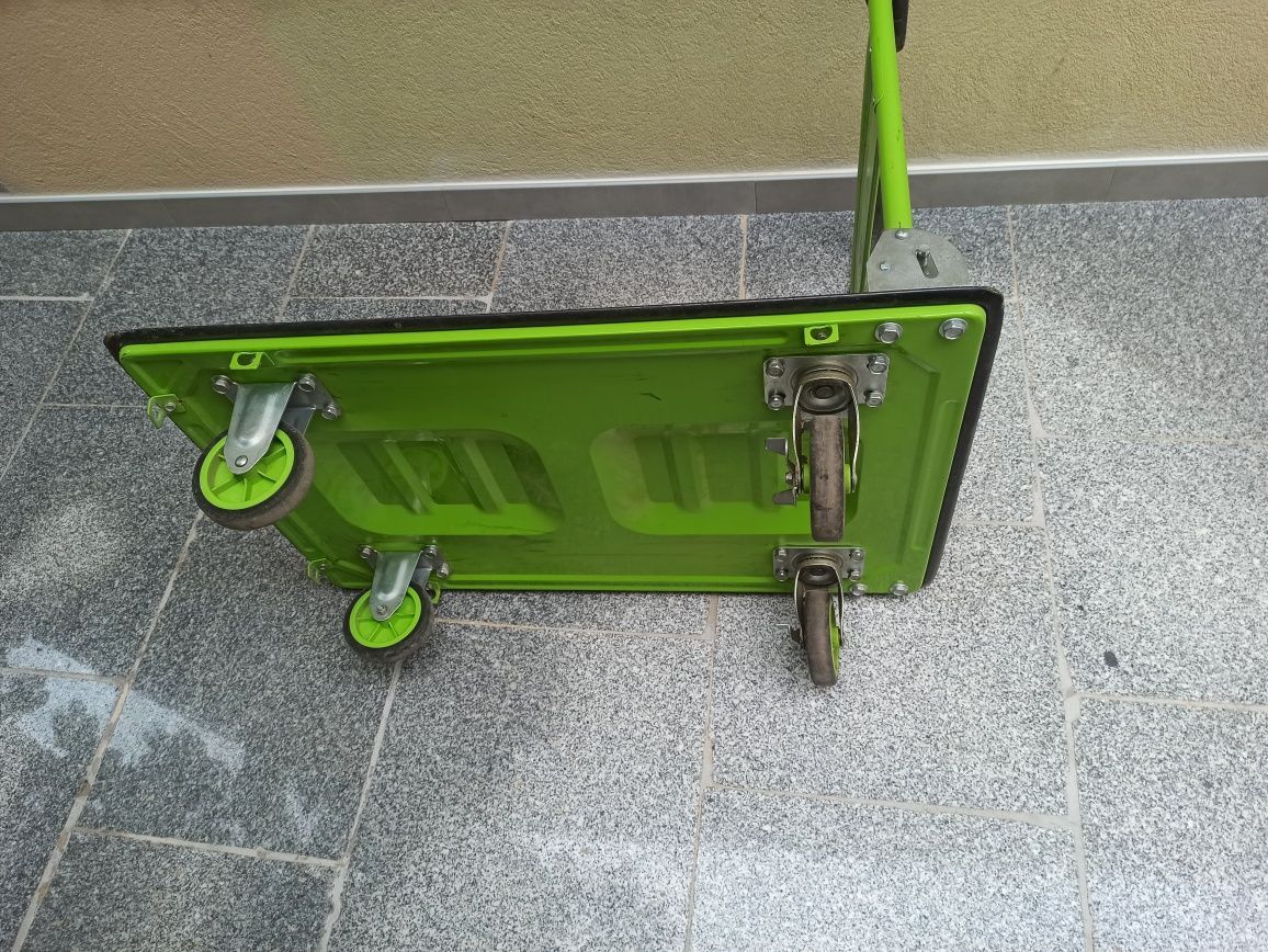 Vendo carrinho para transporte de vários objetos