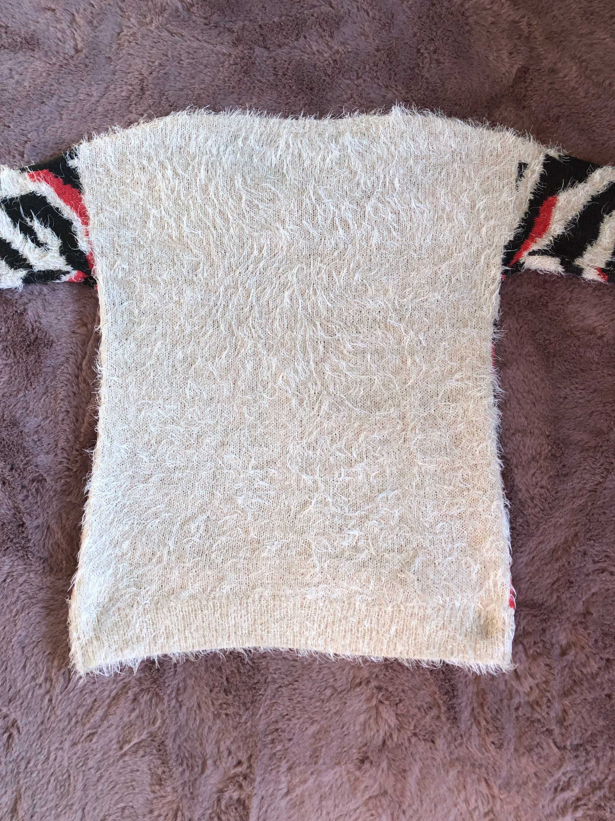 Sweter TU 38 wzorzysty zebra beżowy zimowy