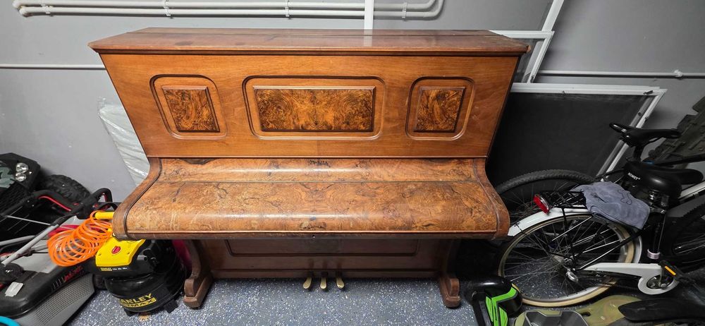 Pianino Brodr. Gasperdens