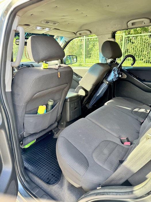 Nissan Pathfinder 2006 2.5