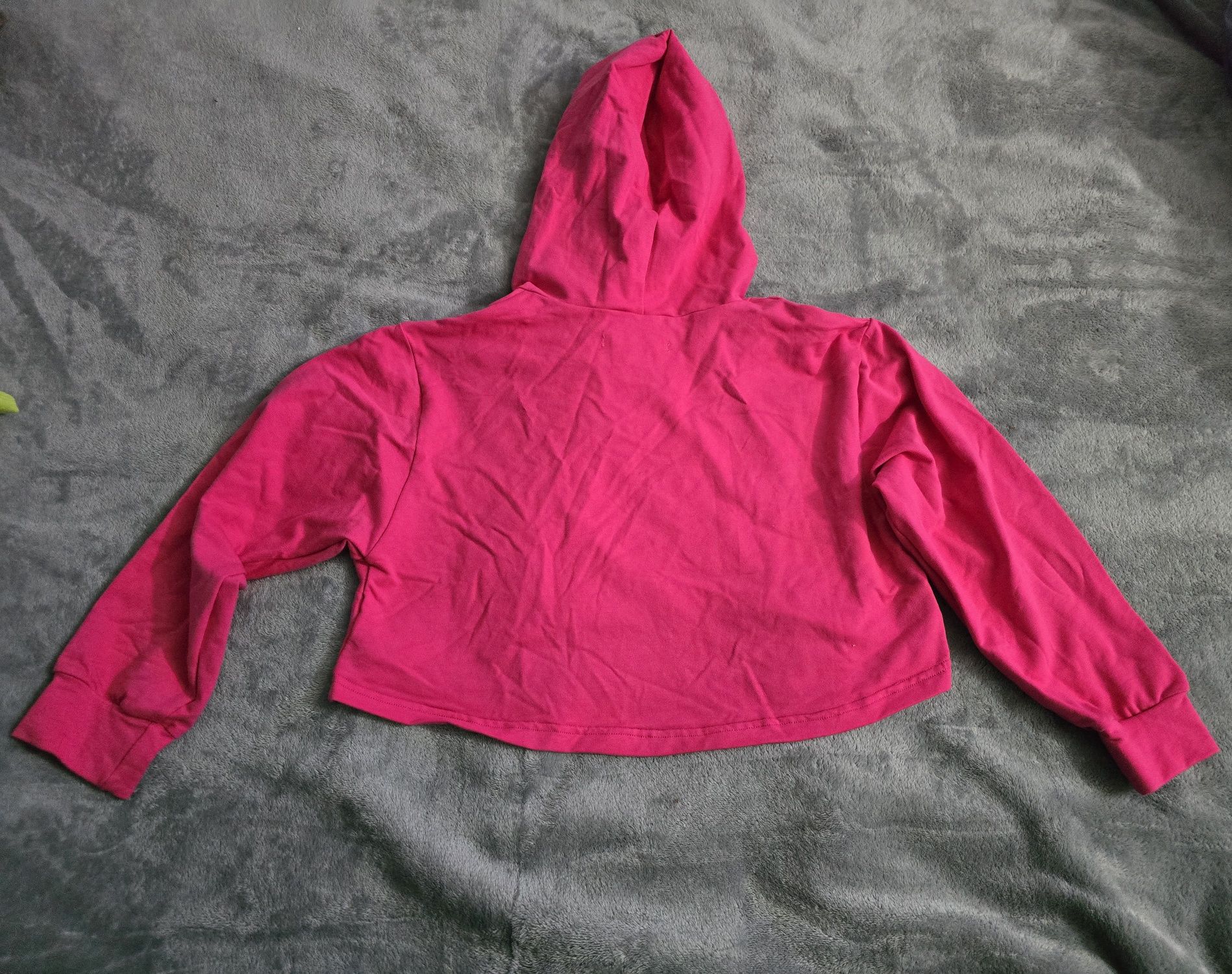Bluza krótka z kapturem na 140