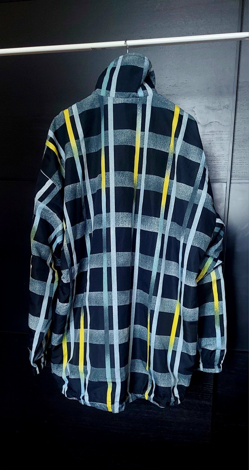 Куртка-вітровка Löffler GORE-TEX для стильних чоловіків