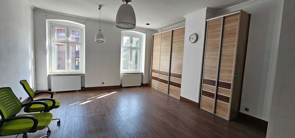 Lokal użytkowy Mysłowice obok Policji i Sądu, powierzchnia 102m2