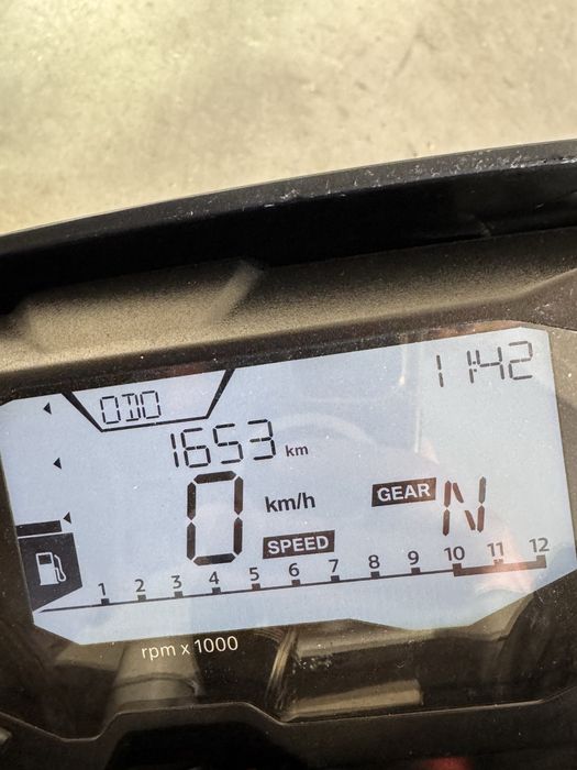 Vendo BMW G 310 R 2025 - Como Nova