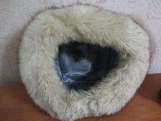 Зимняя шапка из меха лисы -чернобурка светлая размер 56