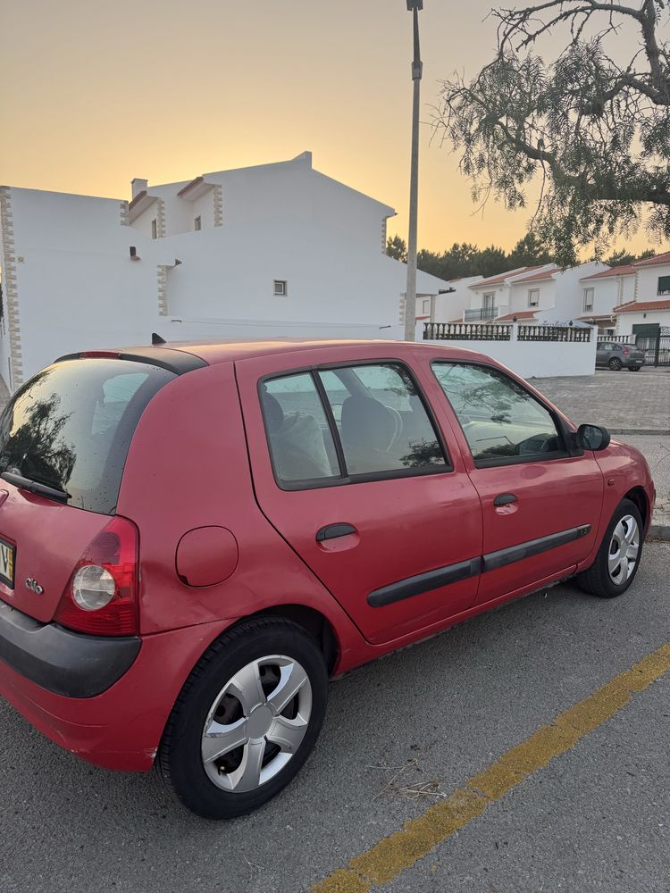 Carro Clio 2003 g