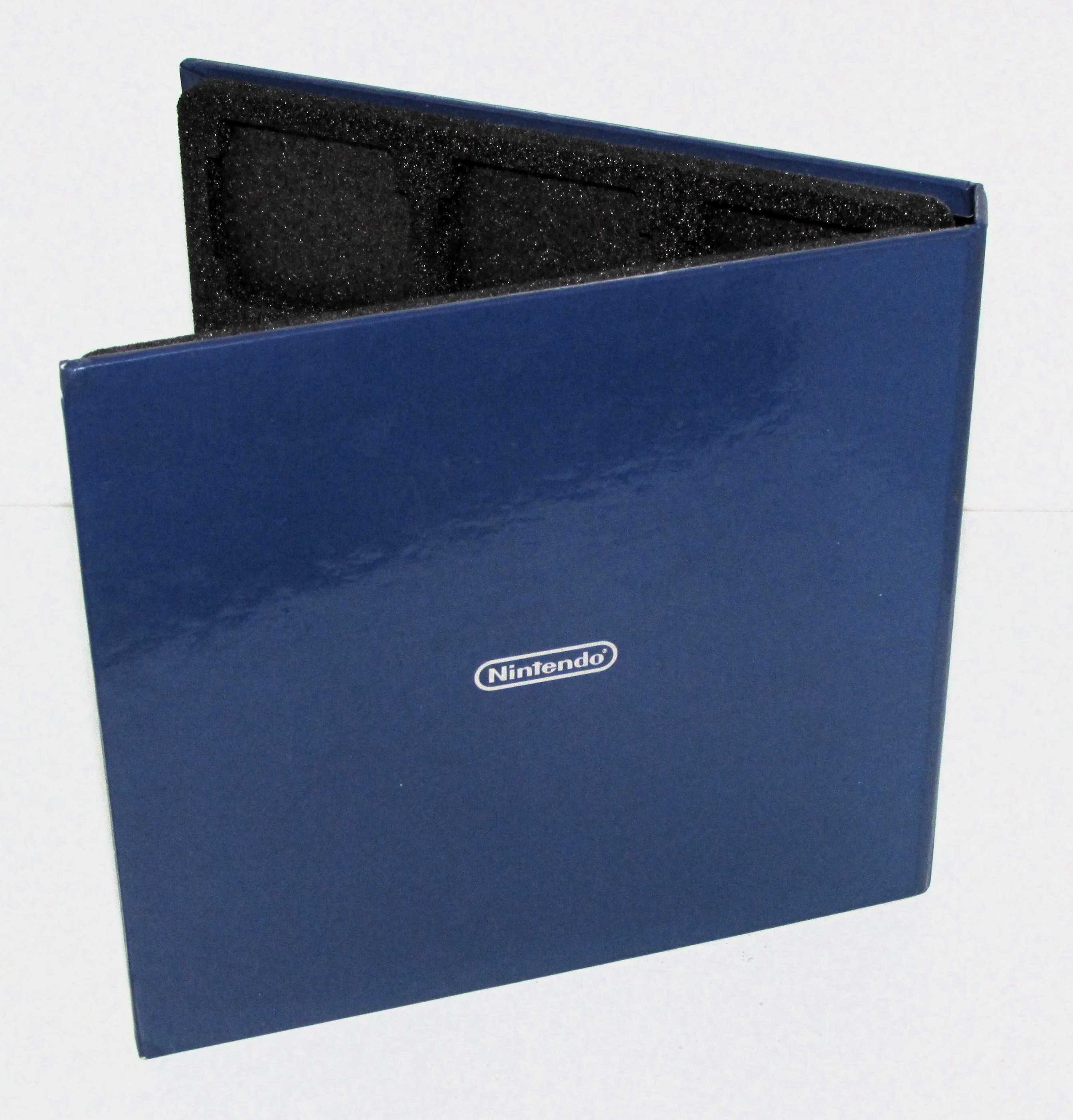DS Carrying Case, Exclusive Club Nintendo