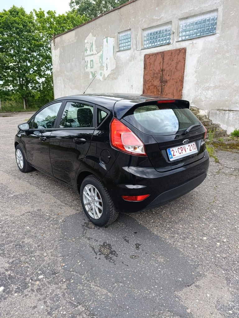 Ford Fiesta mk7 lifting 1.5 tdci Led Klima 5 drzwi