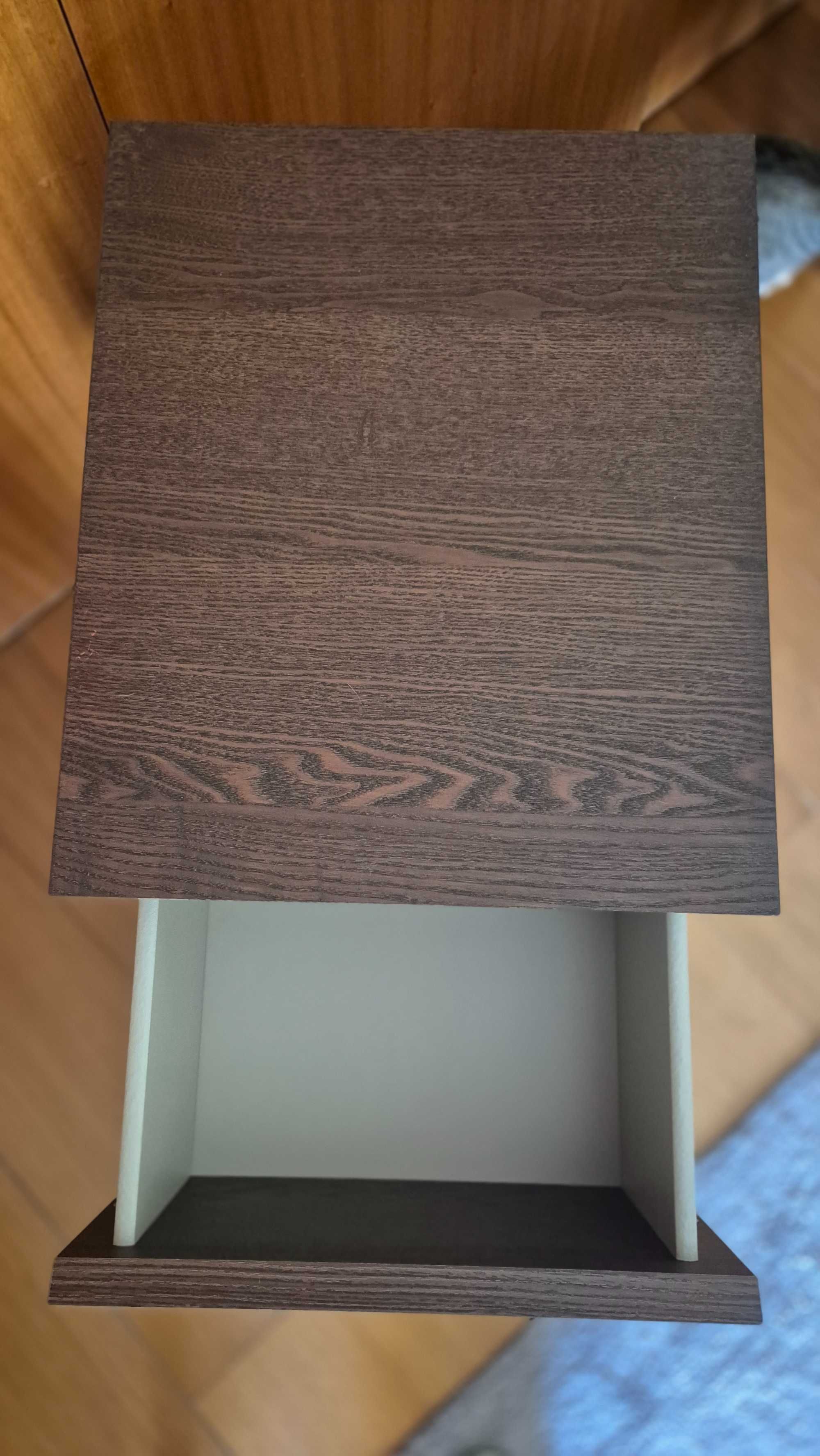 Cómoda e 2 mesinhas de cabeceira MALM IKEA