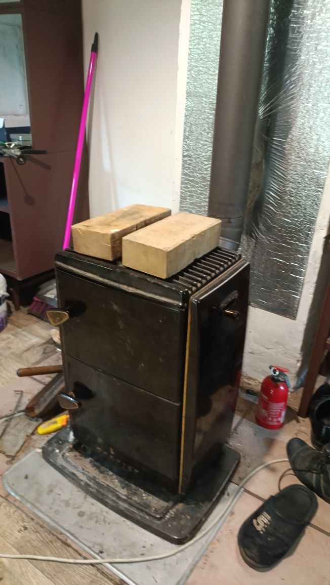 Piec Koza 4,4kW Węgiel drzewo rura 125 fi niemiecki
