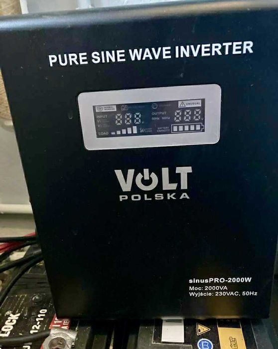 Інвертор + 2 акумулятори (готовий комплект для світла)