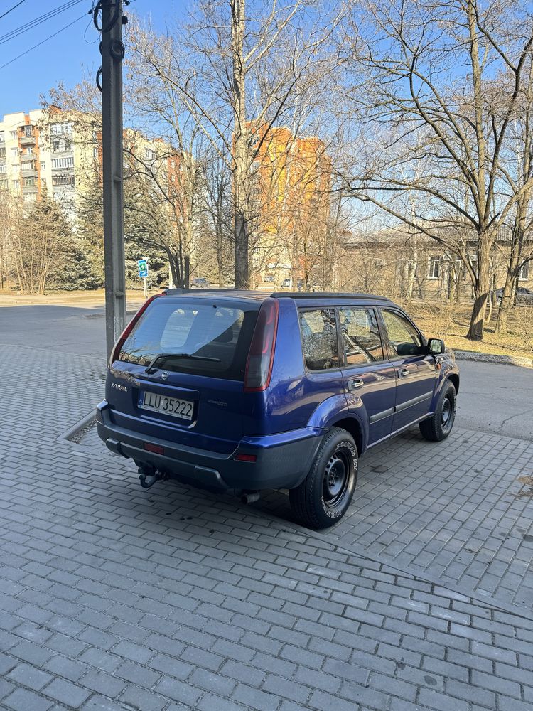 Nissan X-Trail 2,2dci позашляховик дізель механіка 4х4