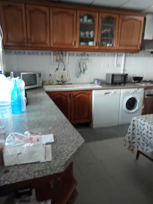 Arrendo moradia  em evora