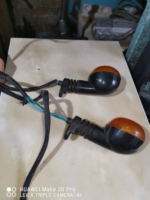 Продам повороти до мотоцикла